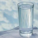 waarom-water-drinken-voor-de-maaltijd-hoe-een-simpel-glas.jpg
